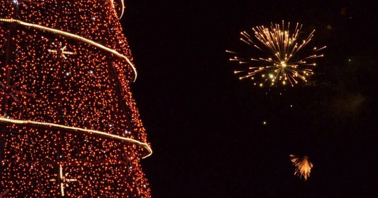 Inauguração da Árvore de Natal de Araruama em 2015