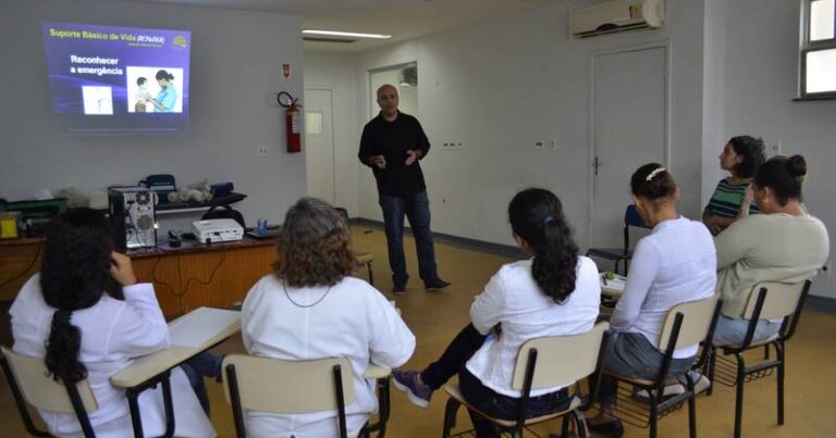Curso de SBV para enfermagem