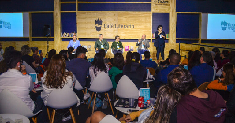 Café Literário da XIX Bienal Internacional do Livro