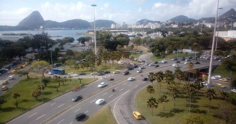 Aterro do Flamengo - Enseada de Botafogo - Pão de Açugar - Trânsito