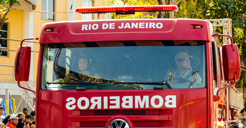 Caminhão de Bombeiro - Bombeiros - CBMERJ