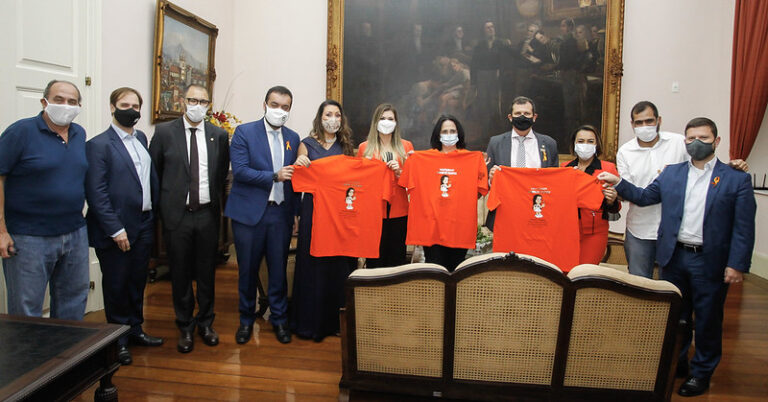 Dia Nacional de Combate à Violência Infantil
