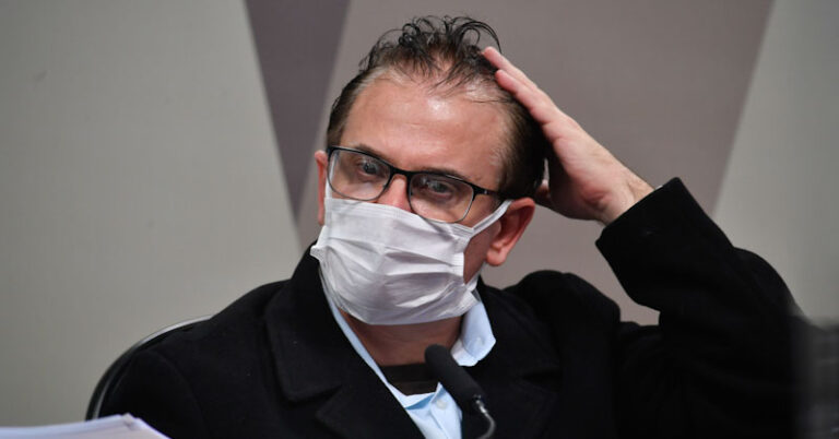 Representante da empresa Davati Medical Supply, Cristiano Alberto Hossri Carvalho, na CPI da Pandemia - Foto de Leopoldo Silva - Agência Senado