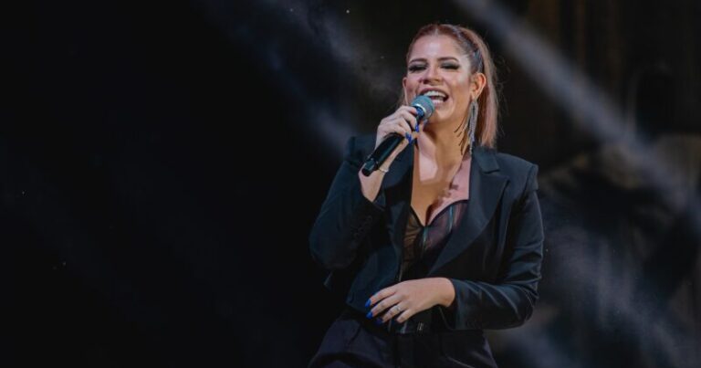 Marília Mendonça - Facebook