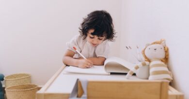 Câmara aprova projeto que regulamenta o homeschooling (ensino domiciliar) no Brasil