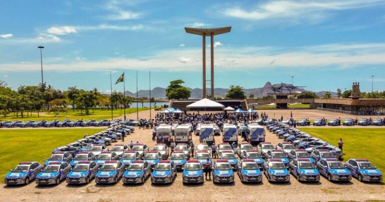 Governo do Estado entrega 163 novos veículos para os programas Segurança Presente e Lei Seca - Foto de Rogério Santana-Governo