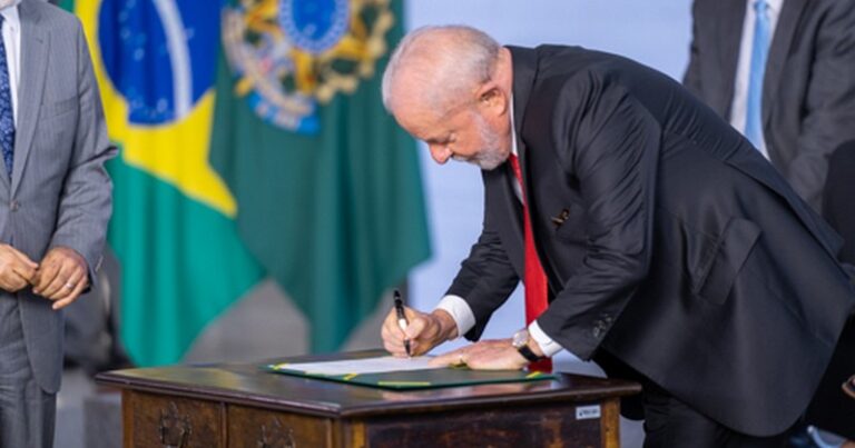 Regulamentação ACS e ACE, Lula