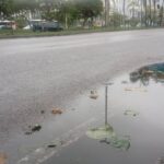 Pista molhada após chuva - tempo chuvoso - poça - Foto de Richard Souza - AN