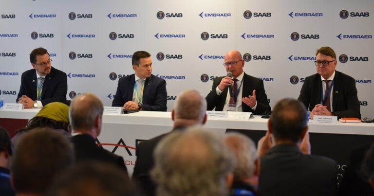 Assinatura Memorando Saab Embraer