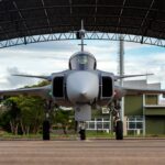 Réplica do caça Gripen estará no estande da Saab