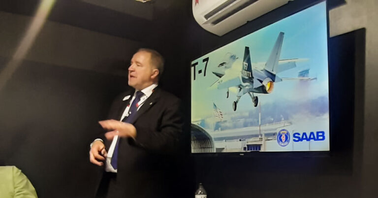 SAAB apresenta o T-7 à imprensa, na LAAD 2023