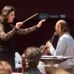 Maestra Mariana Menezes, Orquestra Sinfônica do Paraná - Foto de Maringas Maciel