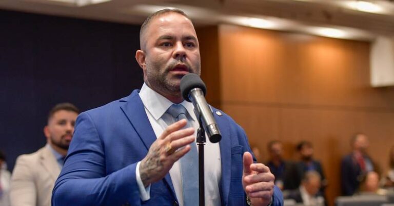 Filippe Poubel (PL)