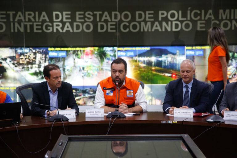 Cláudio Castro anuncia plano de contingência para chuvas