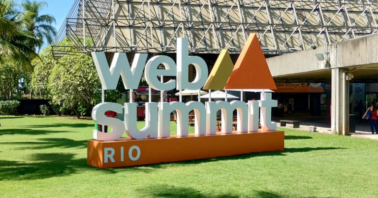 Web Summit Rio 2024 3D dia