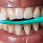 Escova de dente 01