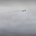 aviões em acrobacia aérea
